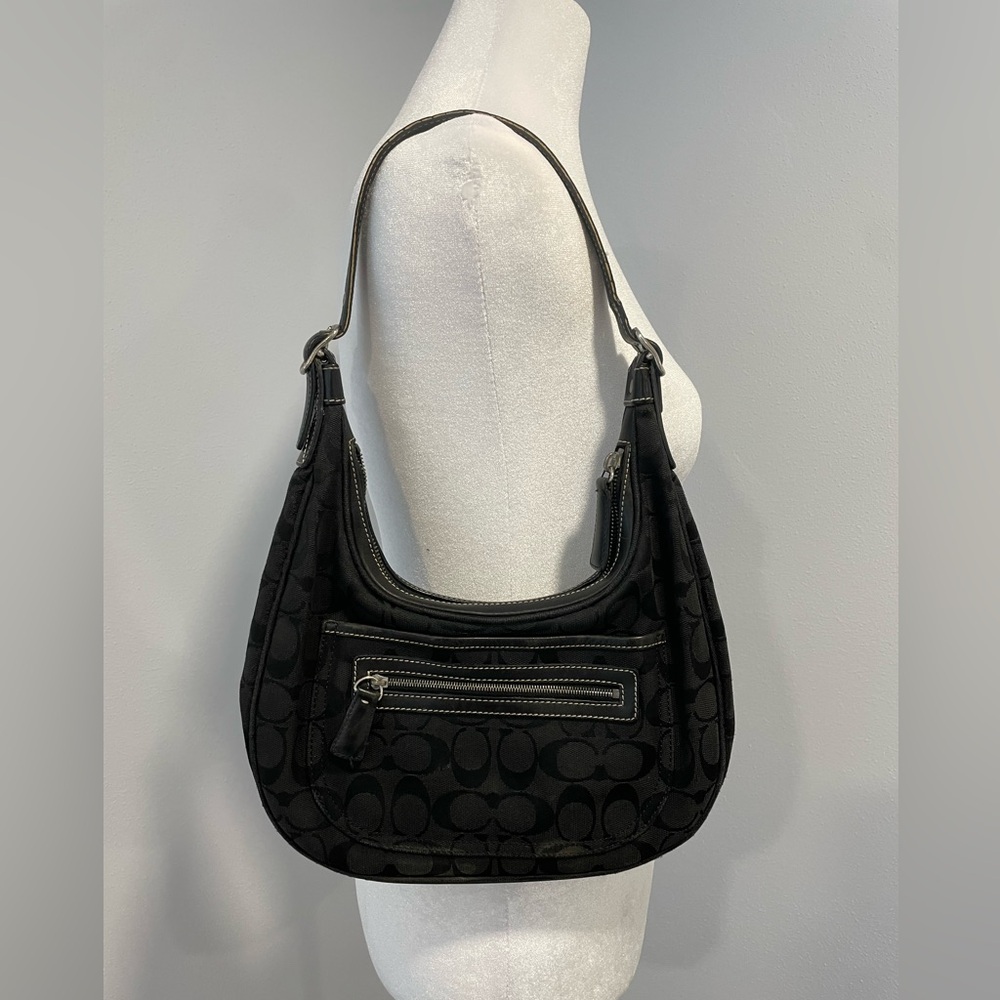 SOLD‼️‼️‼️Coach Black Signature Jacquard Hobo Bag
